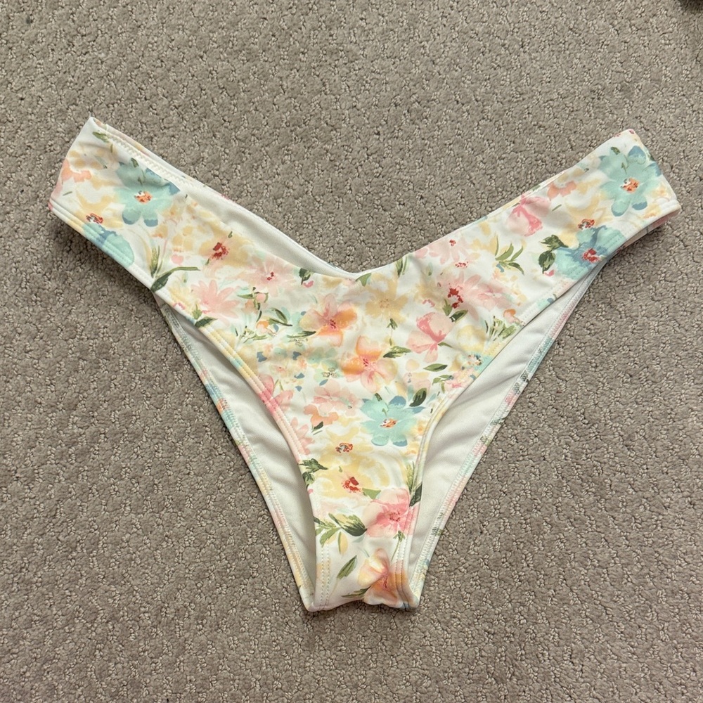 Abercrombie curve loveBikini Set - Picture 4 of 4